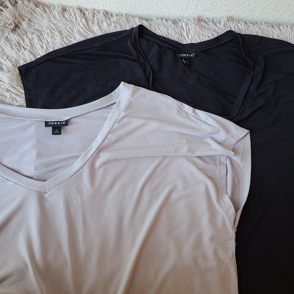 *2/$25 Bundle* Two Torrid Deep V Neck Shirts Solid Black and Solid Grey Size 2